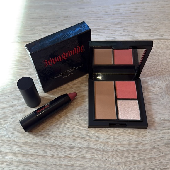 Reina Rebelde 2 Item Bundle Contour + Color Trio and Bold Lip Color Stick | NWT - Picture 8 of 10